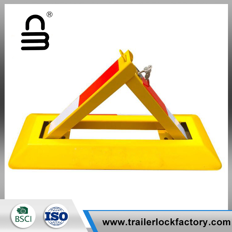 Triangular parking lock